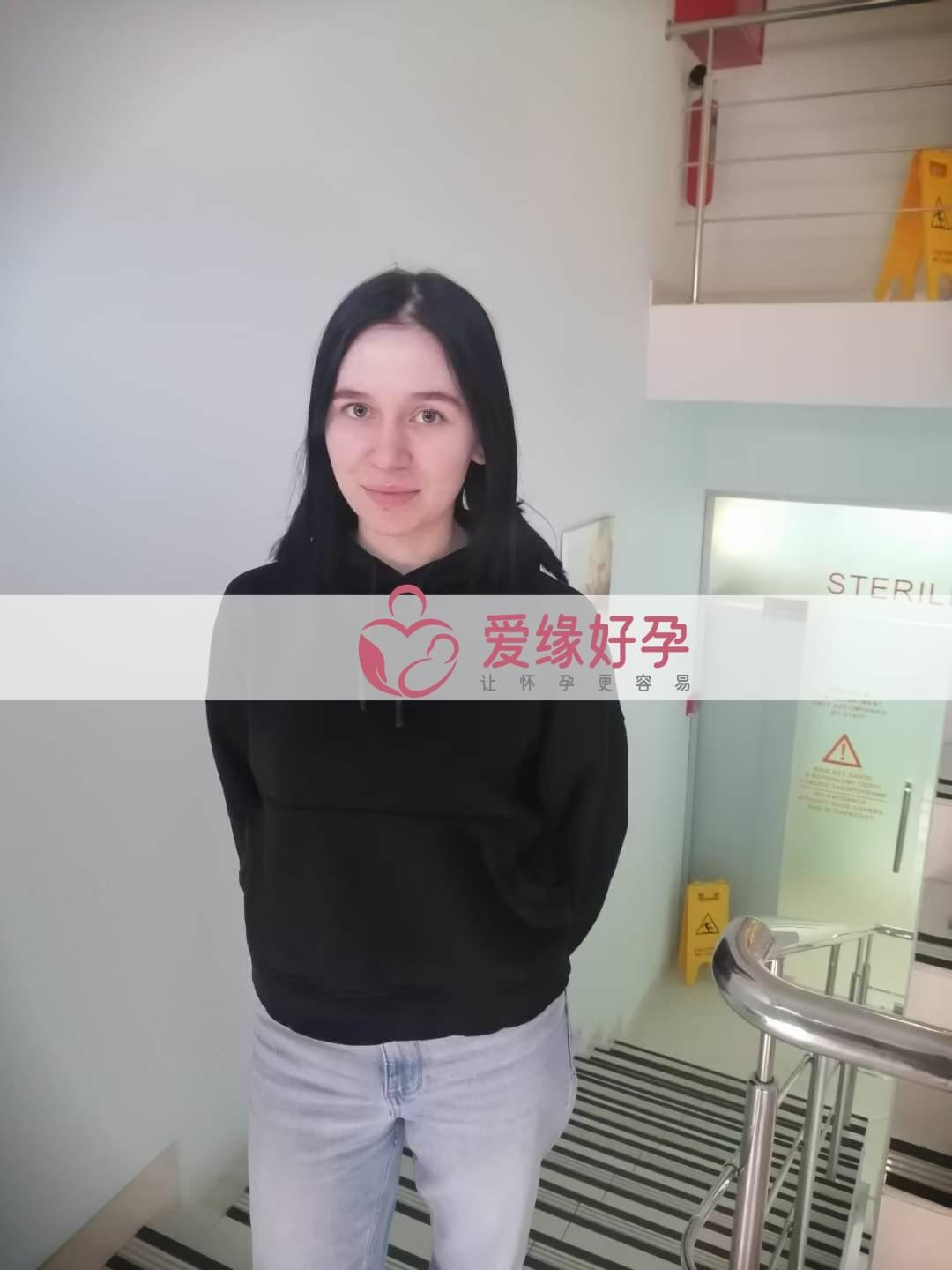 试管婴儿助代母妈今天移植一颗囊胚