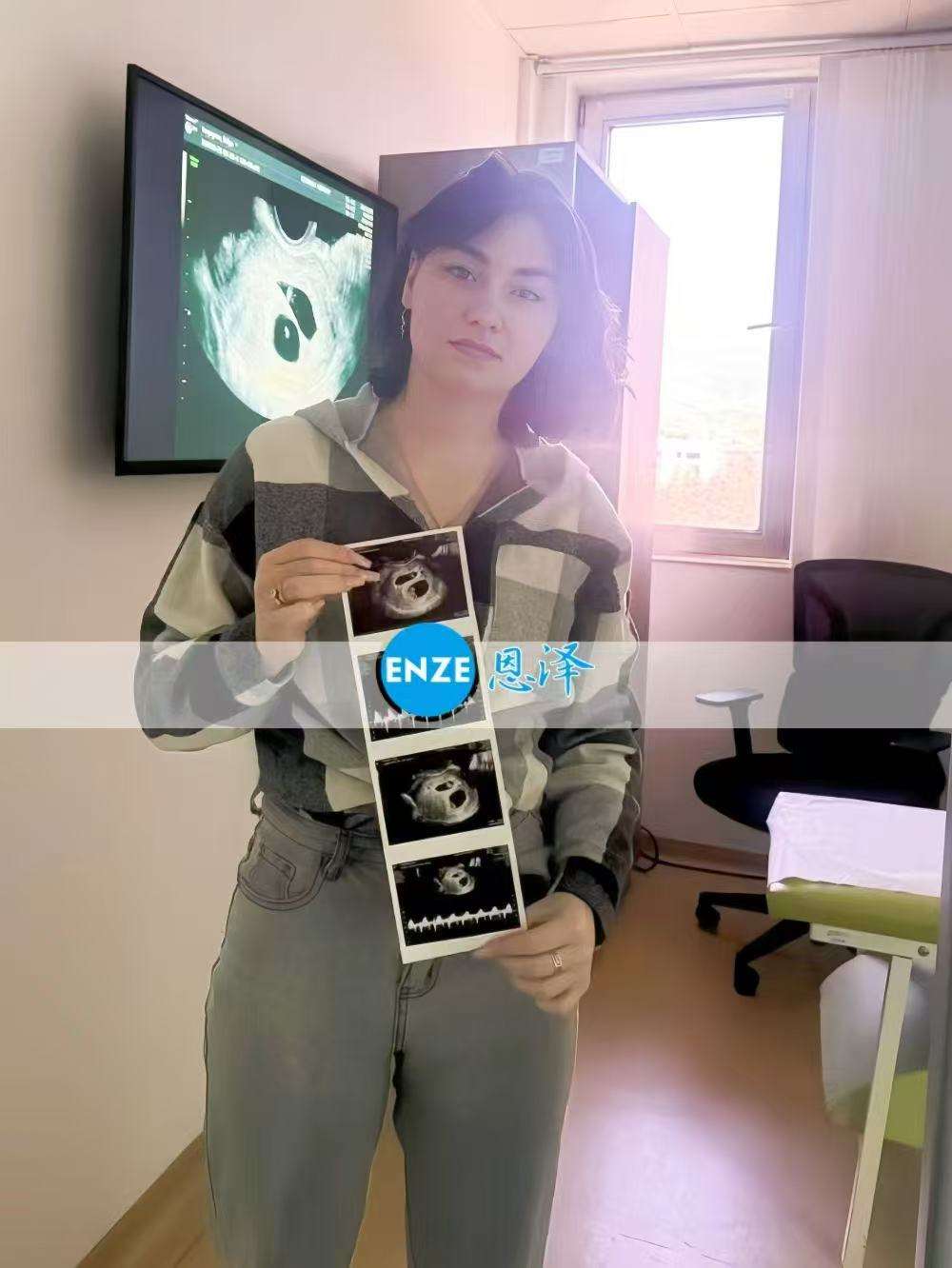 格鲁吉亚代孕代母喜获双胎